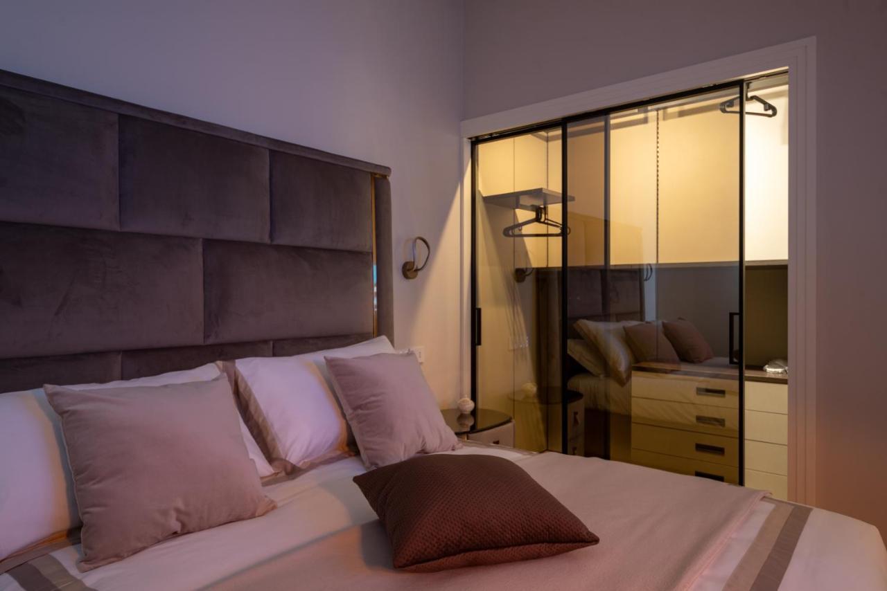 Domina-Boutique Apartment Nápoly Kültér fotó